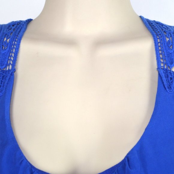 100% Silk Embroidered Royal Blue Razor Back Top - Picture 2 of 5